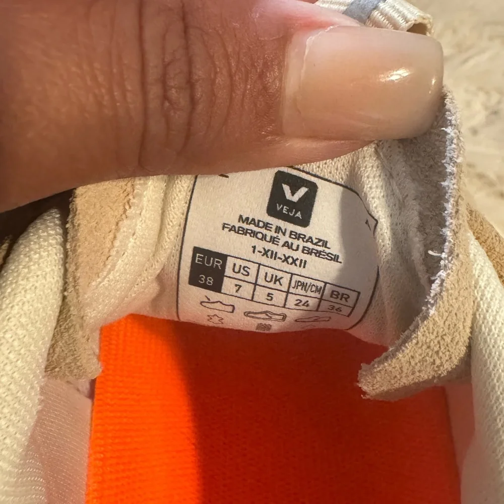 Veja Venturi Sneaker